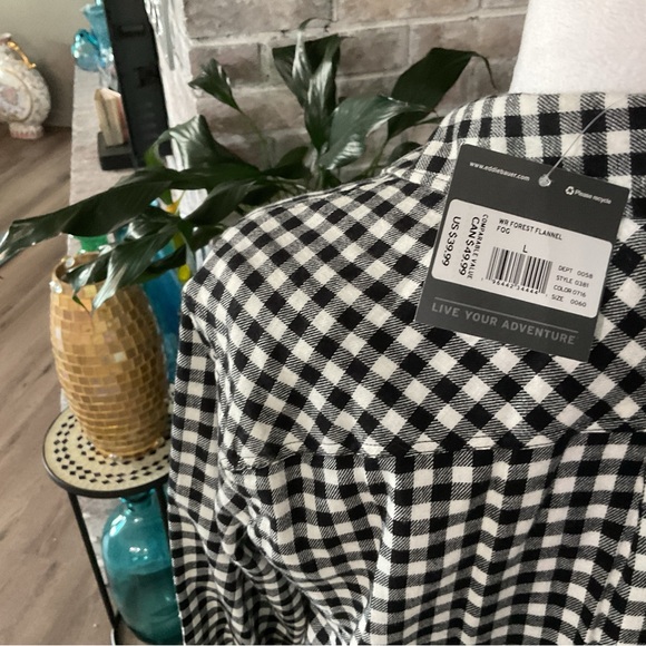 Eddie Bauer Black and White Gingham Button Down Shirt - Picture 3 of 4